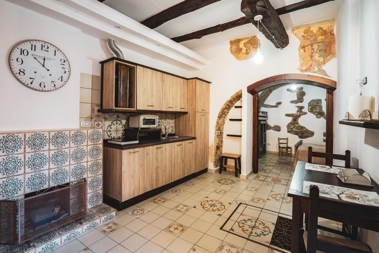 Borgo Dei Saraceni - Suites & Apartments Agropoli Kültér fotó